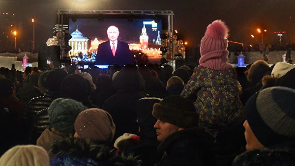 В Новый год обращение Путина «победили» дизлайки