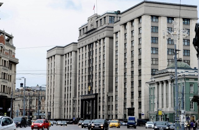 Заксобрание Санкт-Петербурга внесло в нижнюю палату российского парламента инициативу полного запрета рекламы секс-услуг в стране. В пояснительной записке г