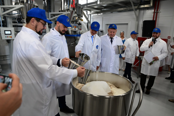 В Петербурге на базе хлебозавода «Каравай» открылся цех по производству замороженных хлебобулочных изделий.