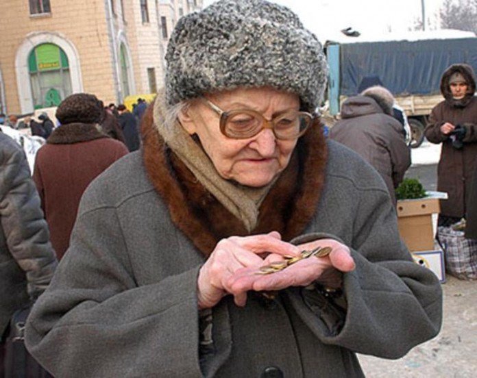В Петербурге в 2023 году прожиточный минимум на душу населения повысят до 15 094 рублей. Так указано в проекте постановления, которое опубликовано