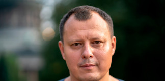 Городской суд Петербурга освободил из-под стражи ресторатора Александра Коновалова, который провел в СИЗО почти год по обвинению в даче взяток