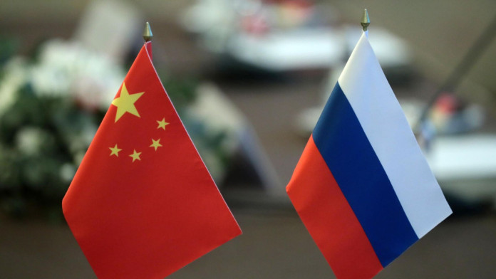 В Москве и Санкт-Петербурге в недалеком будущем откроются китайские визовые центры. Это поможет сделать эффективнее работу посольств и консульств