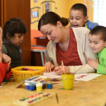 В Петербурге могут ограничить льготы на прием в детские сады детей мигрантов. Пересмотреть эти льготы решили депутаты Законодательного