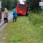 Авария с участием общественного транспорта произошла в Ярославской области. Как пишет «Градньюс» со ссылкой на пользователей группы «ВКонтакте» «Тутаев Подс