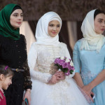 В Чечне утвердили обязательные правила проведения свадебных торжеств. Итоговый документ состоит из 14 пунктов, которые рассказывают, как именно