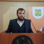 Руководить Собранием депутатов города Хасавюрта будет Хаджимурад Умаханов. Его коллеги, получившие мандаты после недавно прошедших выборов, проголосовали за